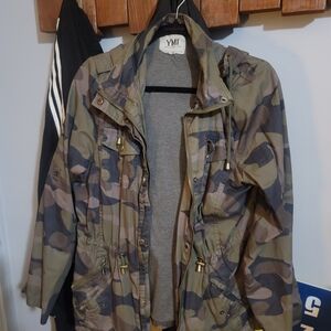 YMI Women's Lightweight Hooded Camouflage Jacket